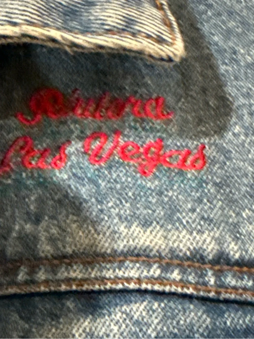 Levi's Light Blue Denim Jacket - Men's Trucker Style - Picture 5 of 11